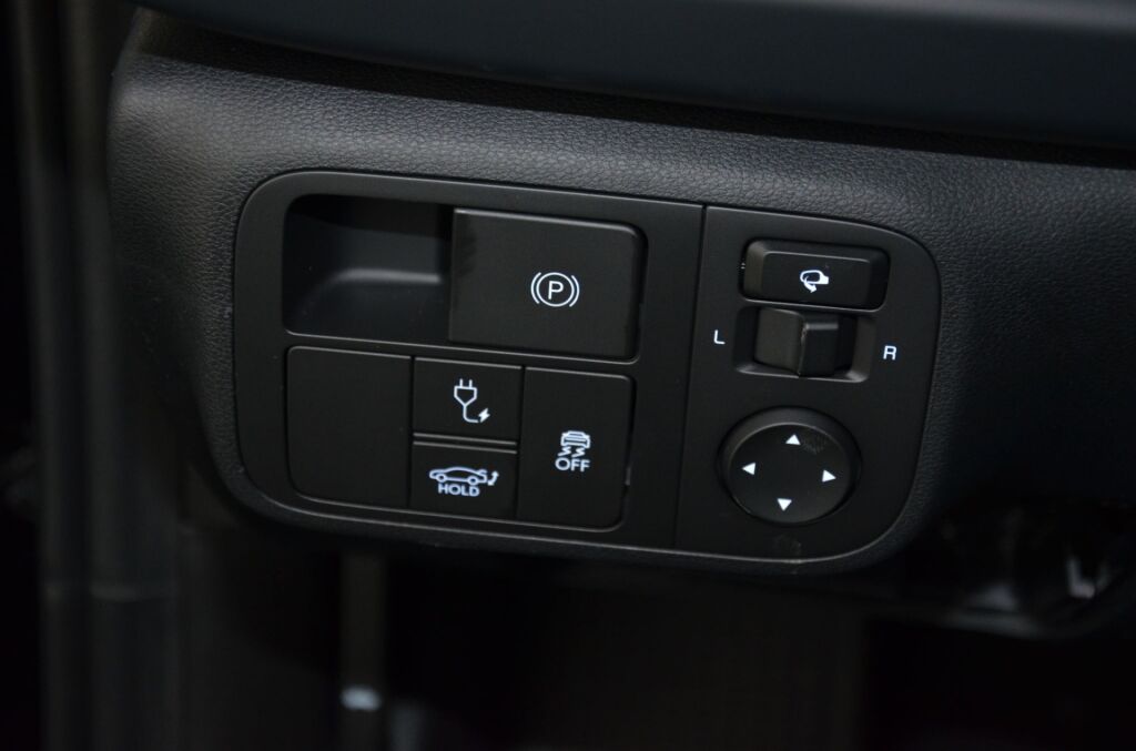 HYUNDAI Ioniq 6 Black Edition 4WD *Glasdach* - Ebnat-Kappel