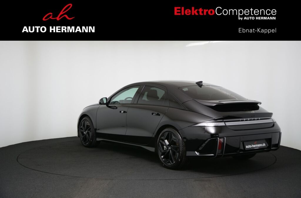 HYUNDAI Ioniq 6 Black Edition 4WD *Glasdach* - Ebnat-Kappel