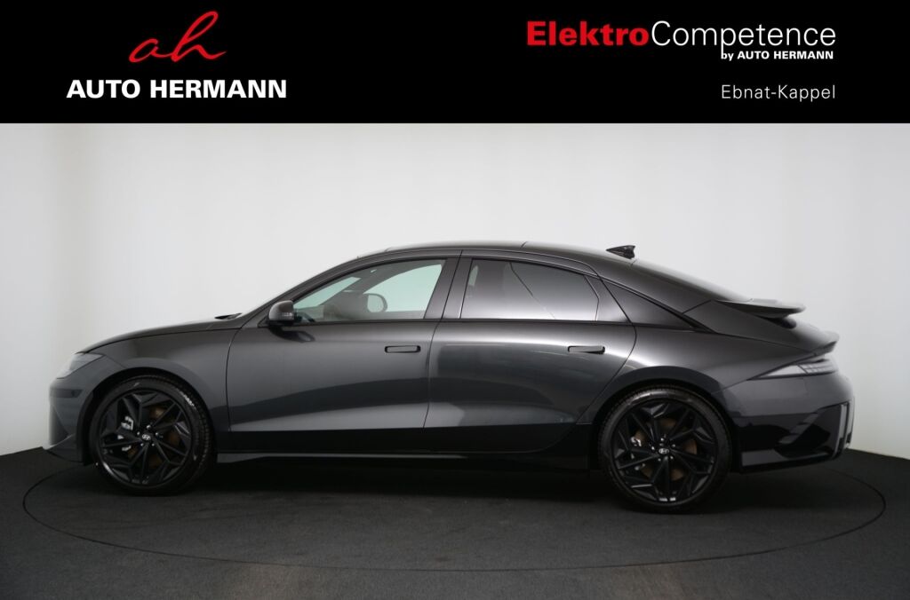 HYUNDAI Ioniq 6 Black Edition 4WD *Glasdach* - Ebnat-Kappel