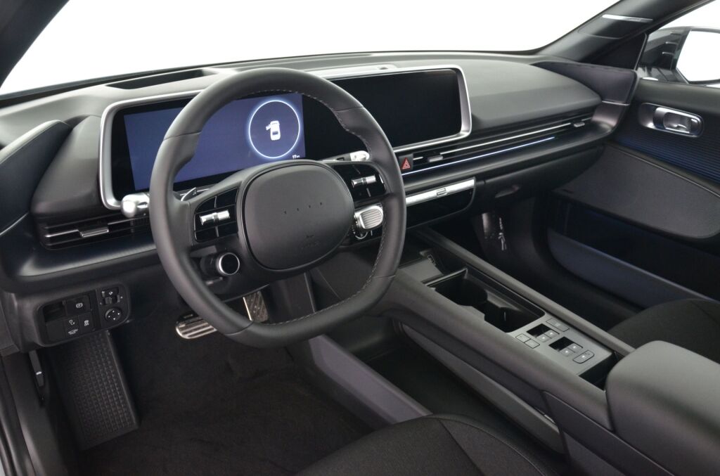 HYUNDAI Ioniq 6 Black Edition 4WD *Glasdach* - Ebnat-Kappel