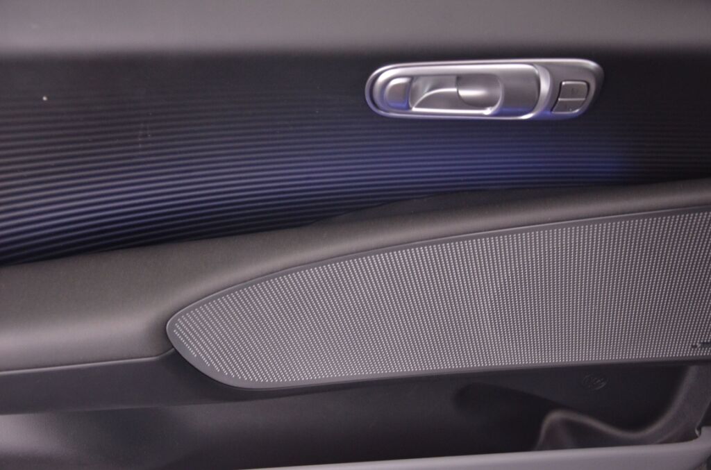 HYUNDAI Ioniq 6 Black Edition 4WD *Glasdach* - Ebnat-Kappel