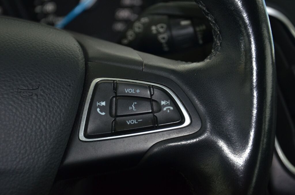 FORD Focus 1.5 TDCi ECO Titanium - Ebnat-Kappel